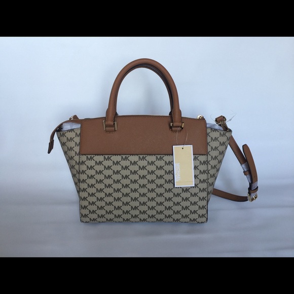 Michael Kors Signature Saffiano Leather Satchel - Picture 4 of 7